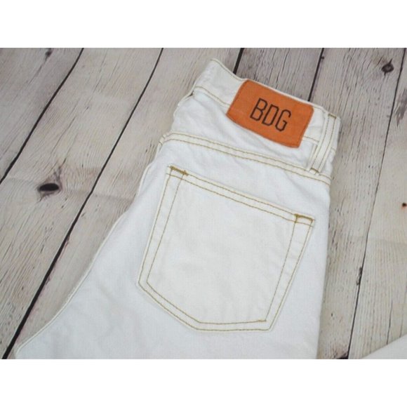 BDG Women's Cowboy‎ Jean - Bootcut Denim SIZE 25 White - Picture 1 of 8